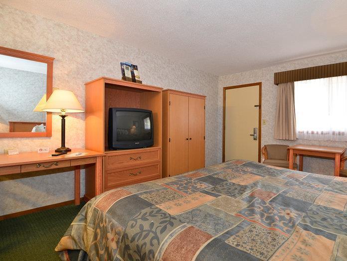 U-Bar Motel Canistota Luaran gambar