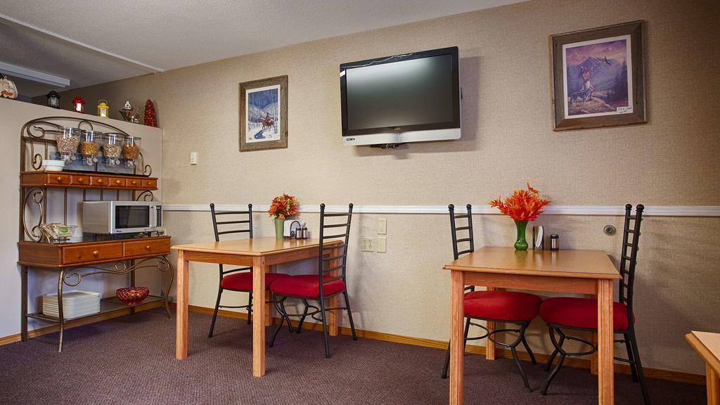 U-Bar Motel Canistota Luaran gambar