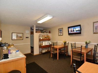 U-Bar Motel Canistota Luaran gambar